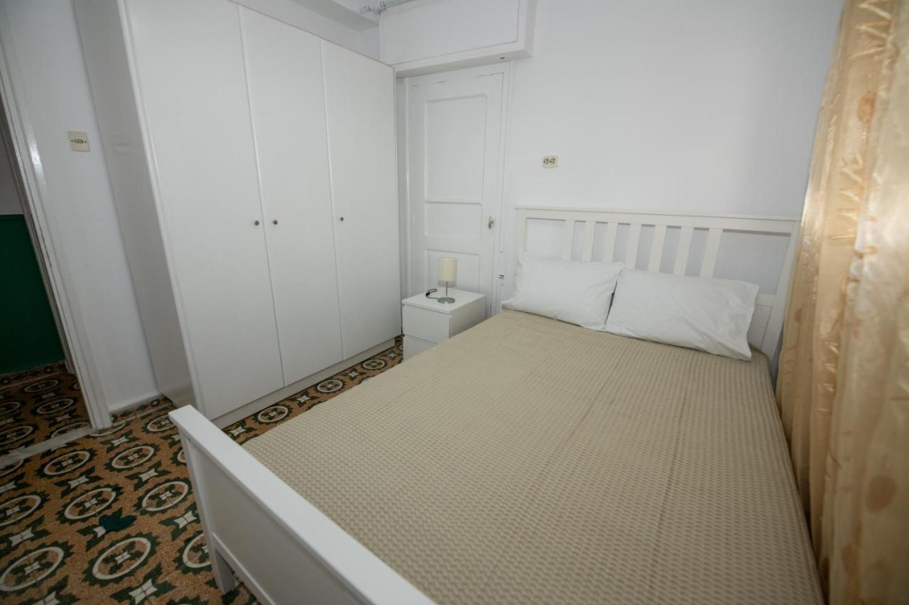 Lovely One-bedroom Flat In *